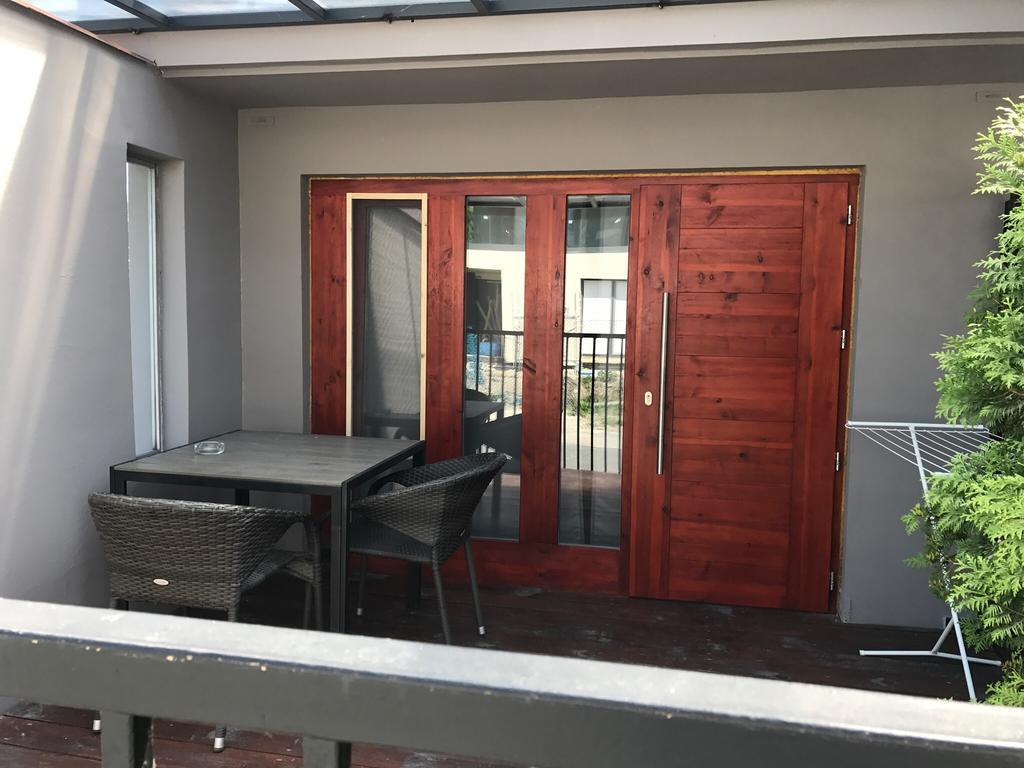 Hullam Apartman Balatonlelle Eksteriør billede