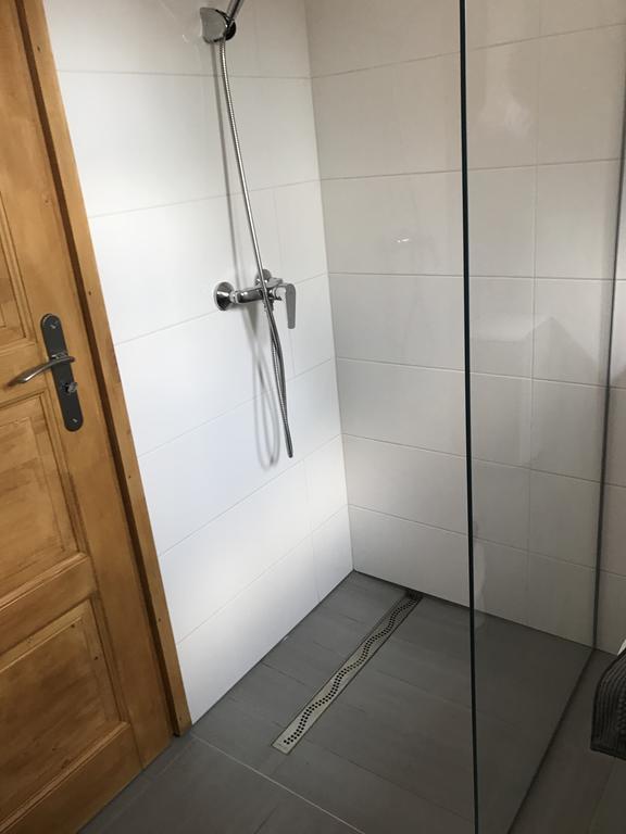 Hullam Apartman Balatonlelle Eksteriør billede