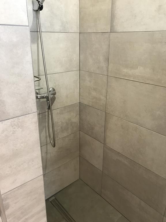 Hullam Apartman Balatonlelle Eksteriør billede
