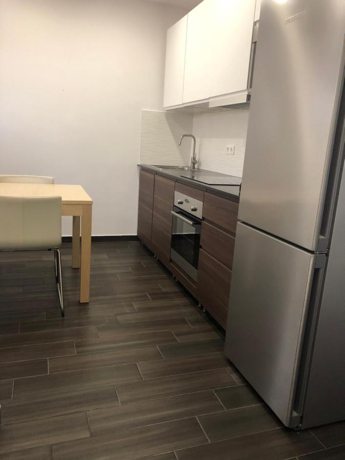 Hullam Apartman Balatonlelle Eksteriør billede
